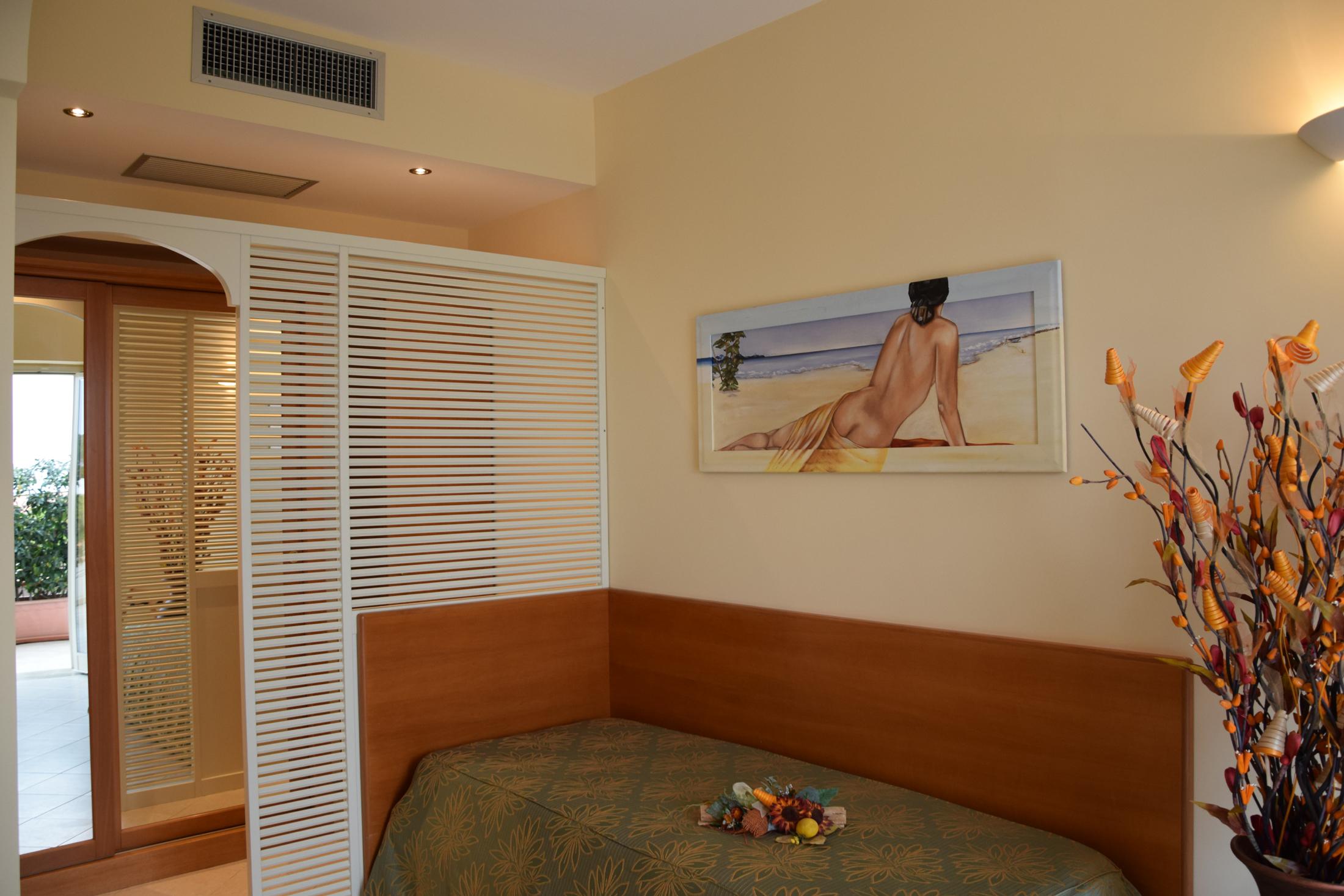 פרגליה Hotel Tirreno מראה חיצוני תמונה