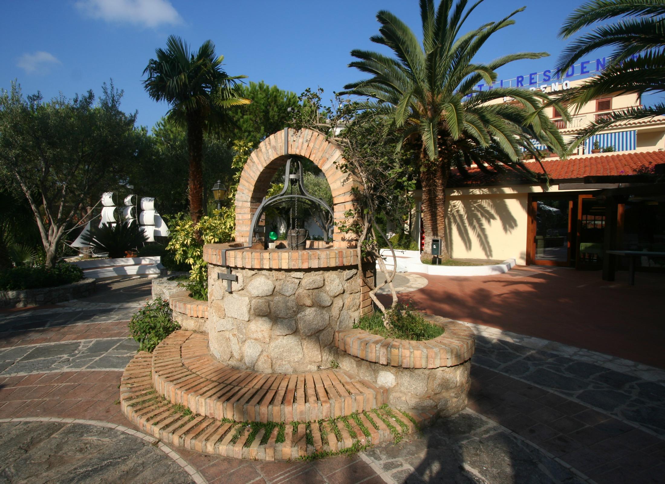 פרגליה Hotel Tirreno מראה חיצוני תמונה