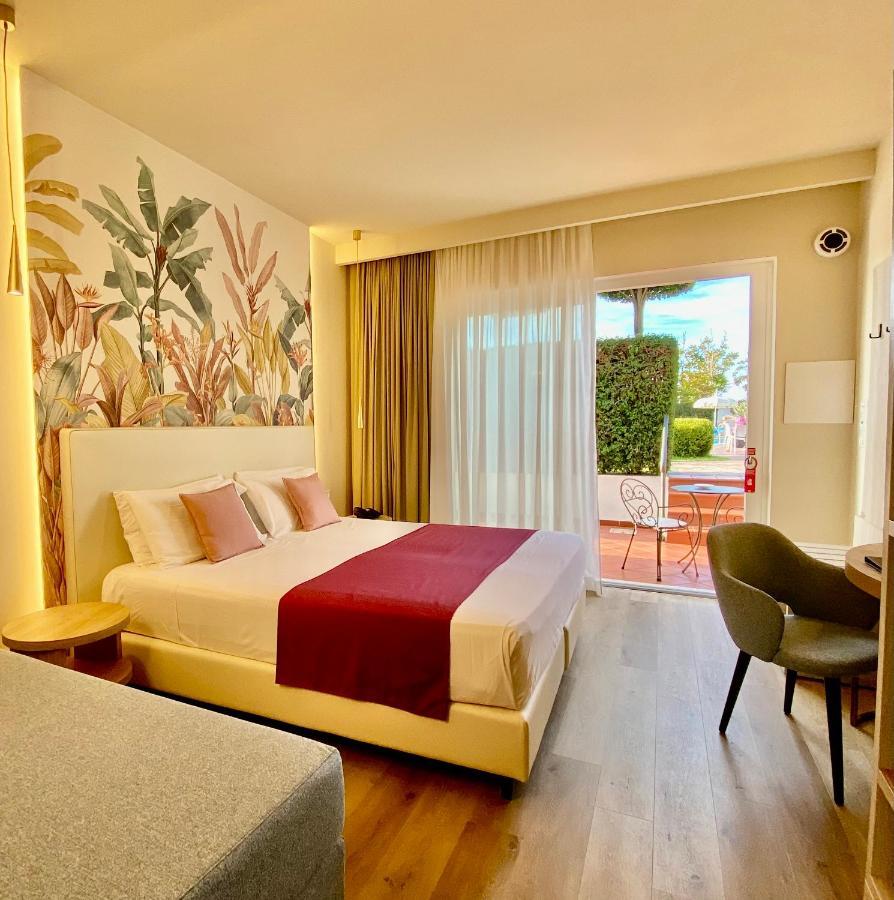 פרגליה Hotel Tirreno מראה חיצוני תמונה