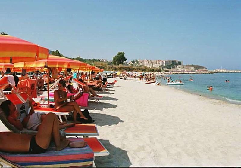פרגליה Hotel Tirreno מתקנים תמונה