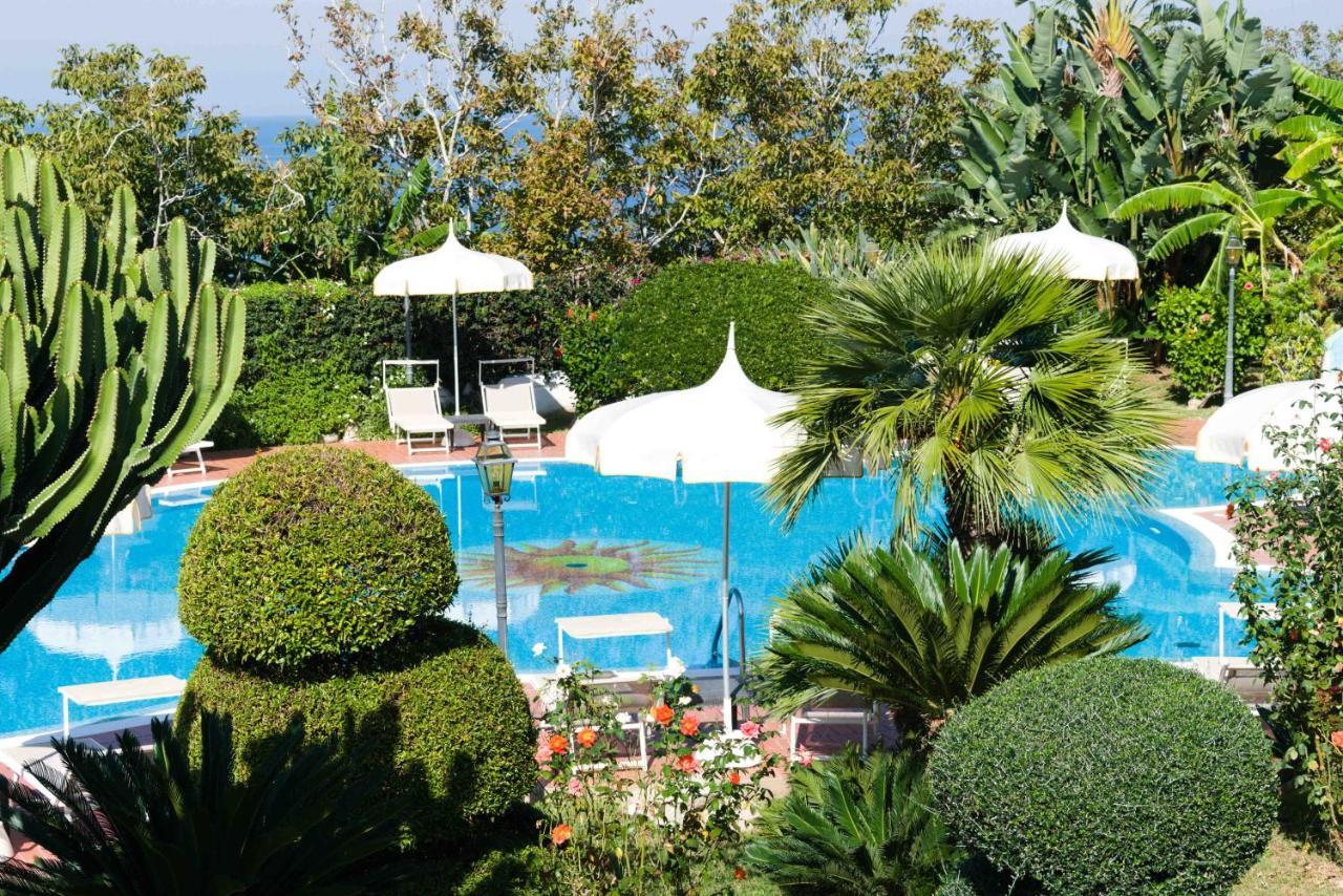 פרגליה Hotel Tirreno מראה חיצוני תמונה